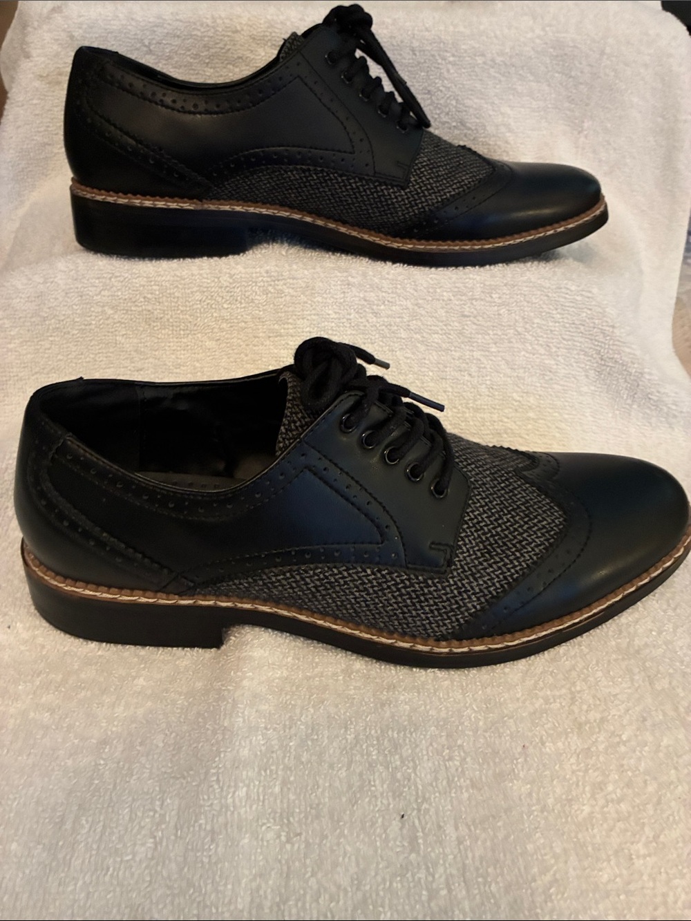 Bar III “Fabian” Mixed Media Men's Black Lace-Up Wingtip Dress Oxford